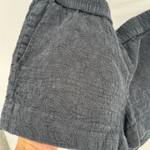 J. Crew Short Jacquard Pull on Black Textured Shorts - Picture 4 of 12